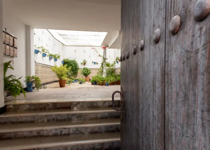 Sunshine Plaza Abades *